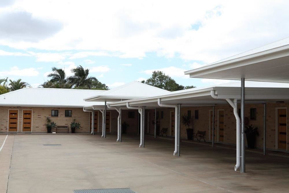 Emerald Central Palms Motel Exterior foto